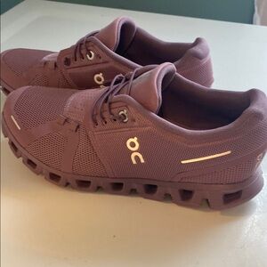 On Running Mauve Sneakers